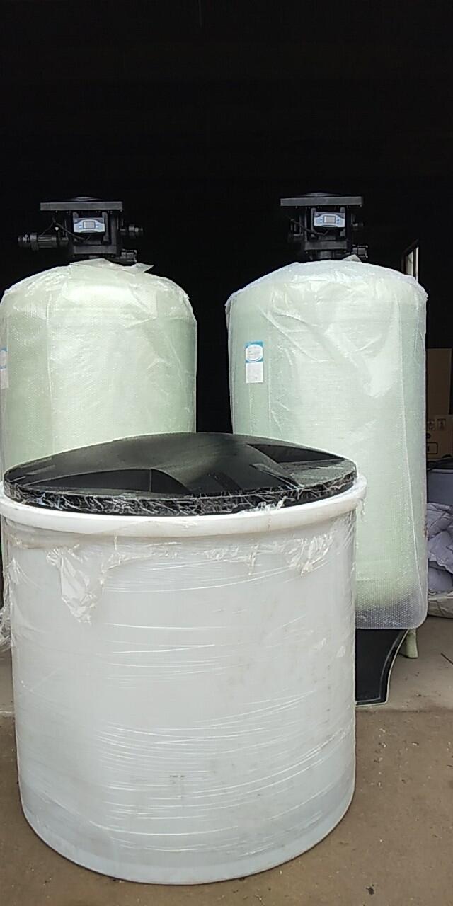 廣西醫(yī)藥廠設(shè)備軟水機(jī) 純水制備軟化機(jī) 鈉離子置換軟水器