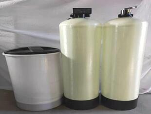 忻州市工業(yè)軟化水設(shè)備冀誠(chéng)科玻璃鋼罐體